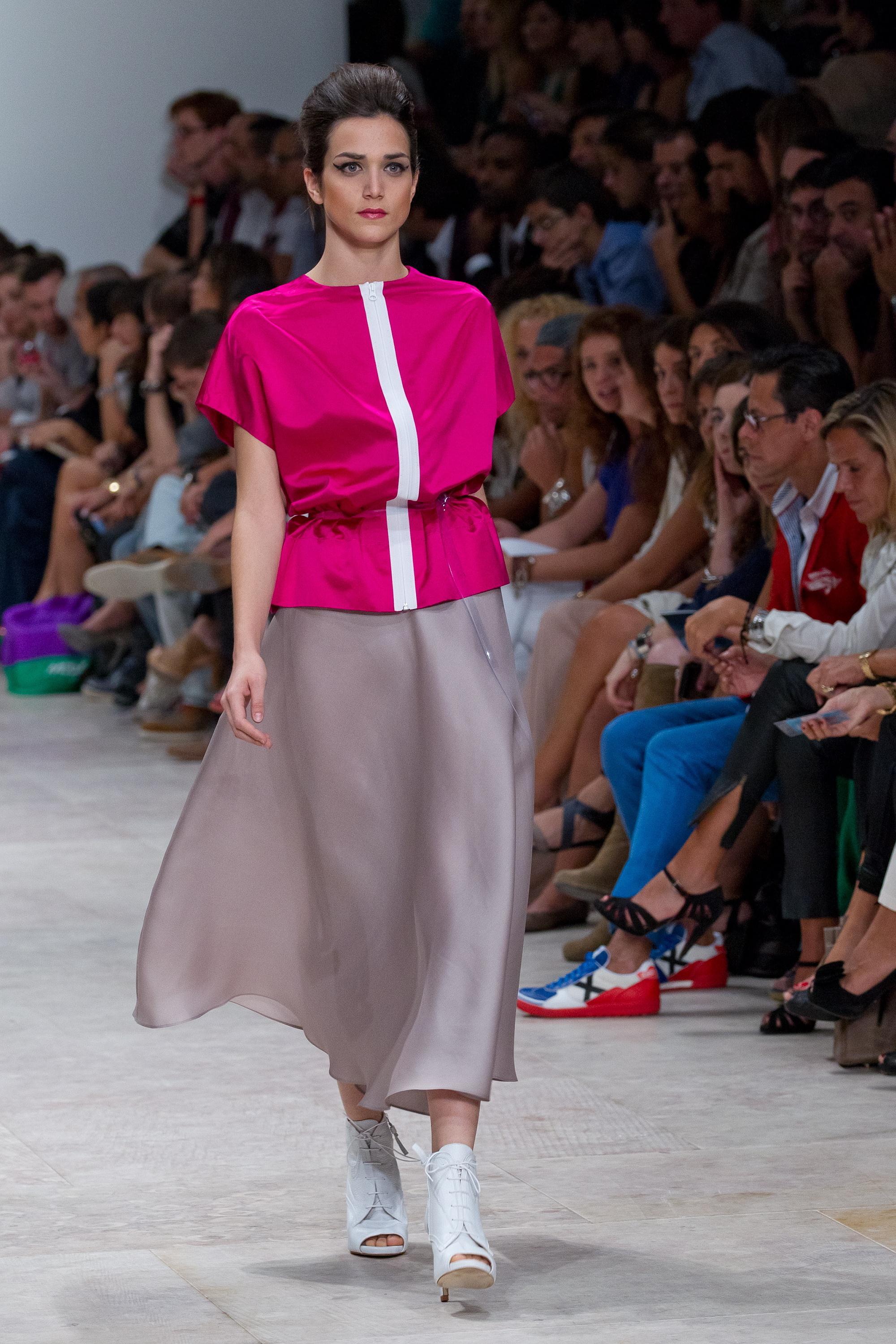 Lisbon Fashion Week Spring Summer 2012 - Ready To Wear - Alves Goncalves - Catwalk- | Picture 97445